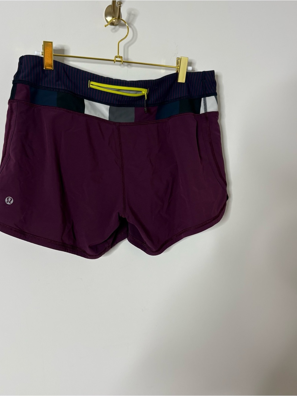 Lululemon Groovy Run Short View 3